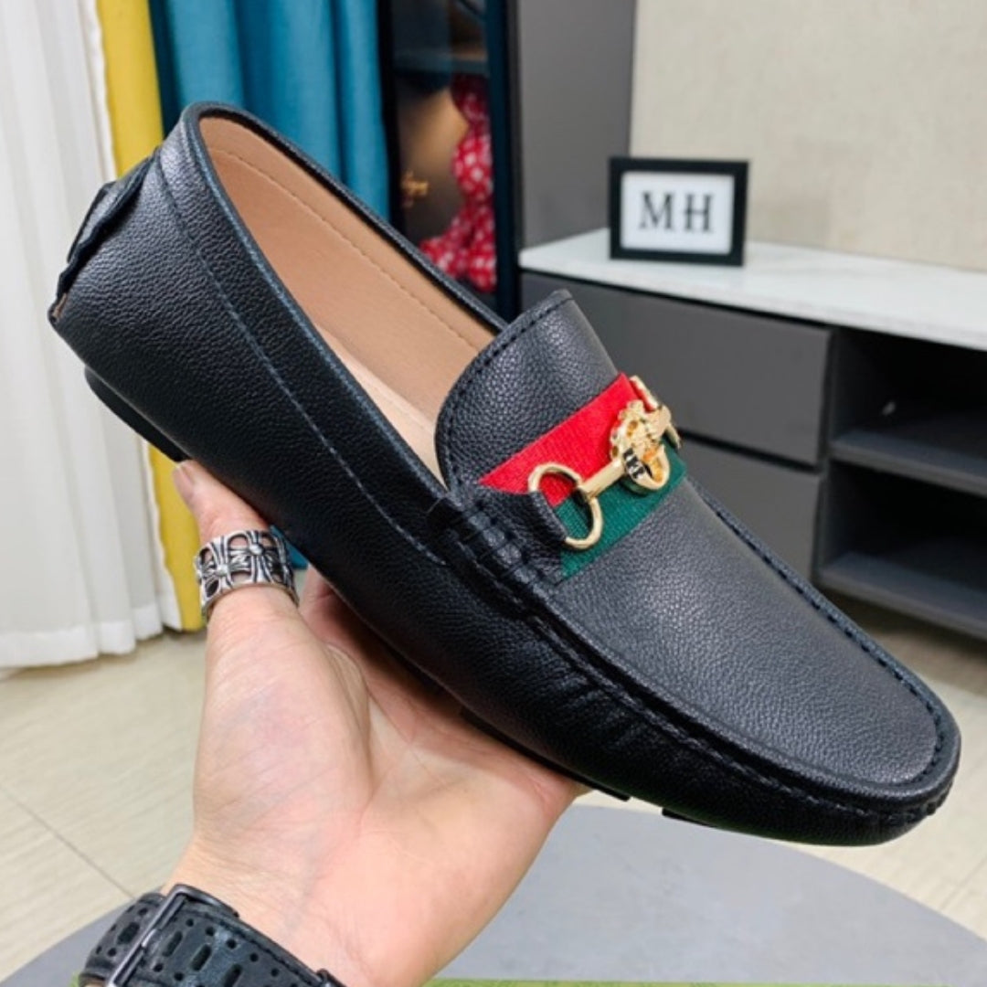 Mocassim GG Preto Couro com faixa e horsebit