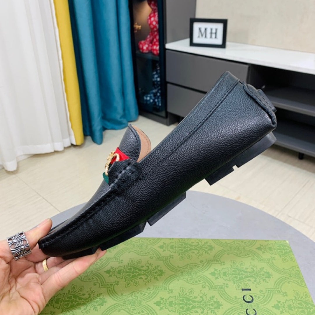 Mocassim GG Preto Couro com faixa e horsebit