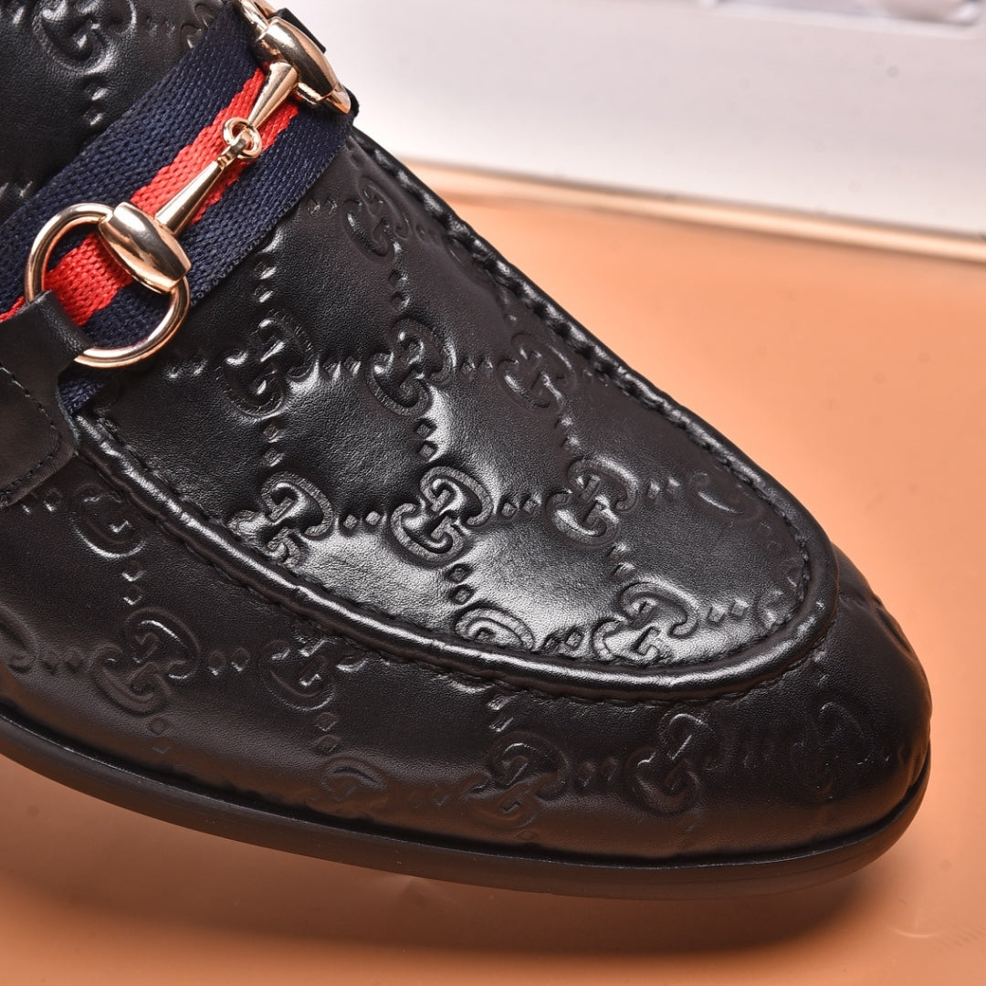 Sapato GG Social Couro Preto com detalhes canvas e horsebit