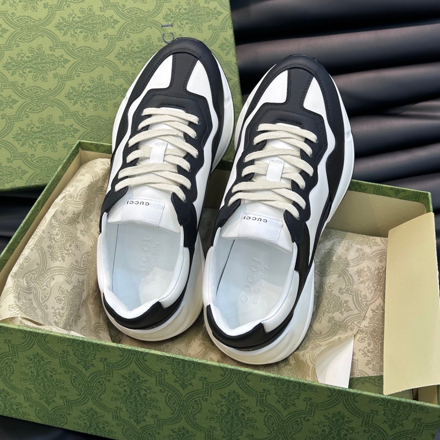 Tenis GG Rhyton Preto e Branco