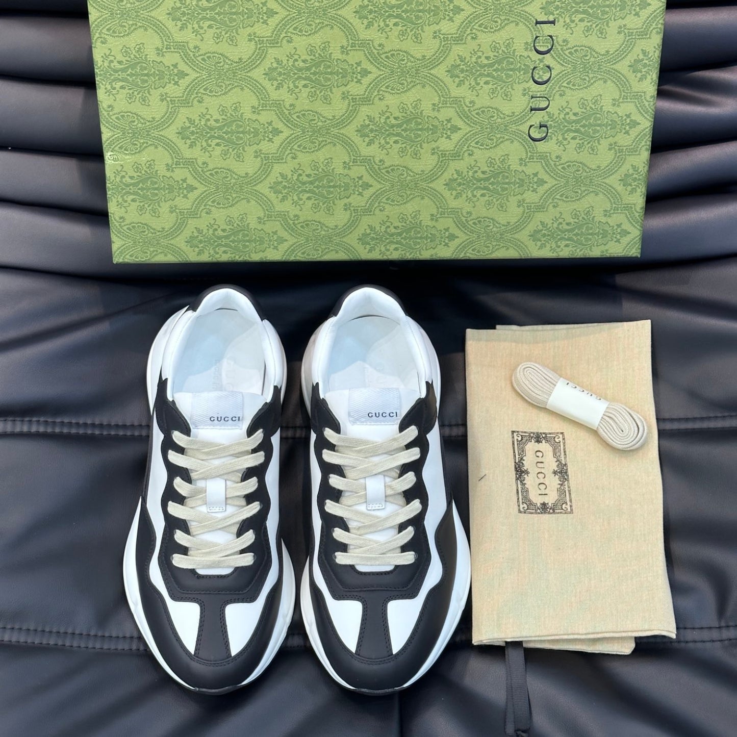 Tenis GG Rhyton Preto e Branco