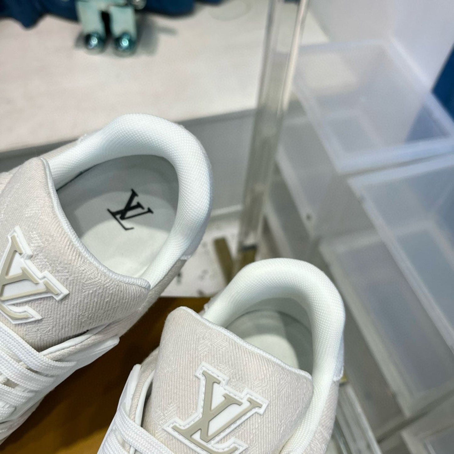 Tenis Lv Trainer Branco Tecido