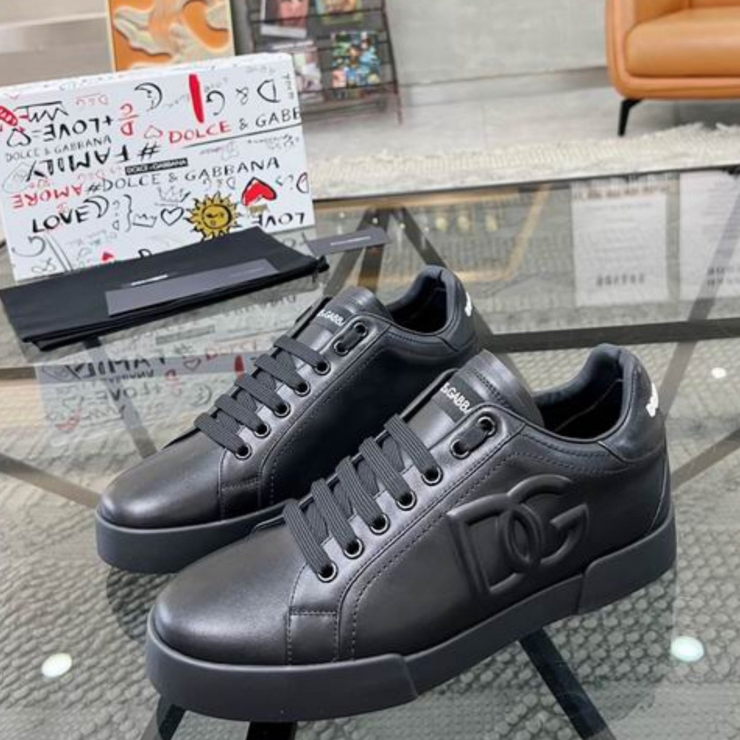Tenis DG Portofino Couro All Black com Logo Lateral Relevo