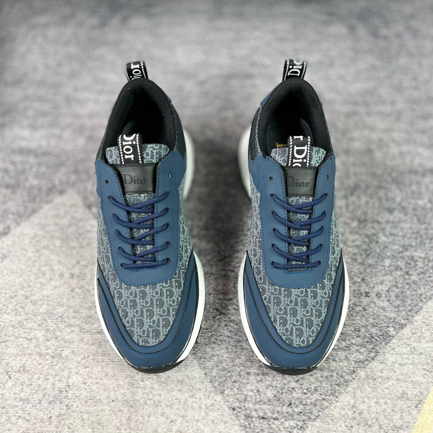 Tênis Dio Casual Azul com branco e Canvas