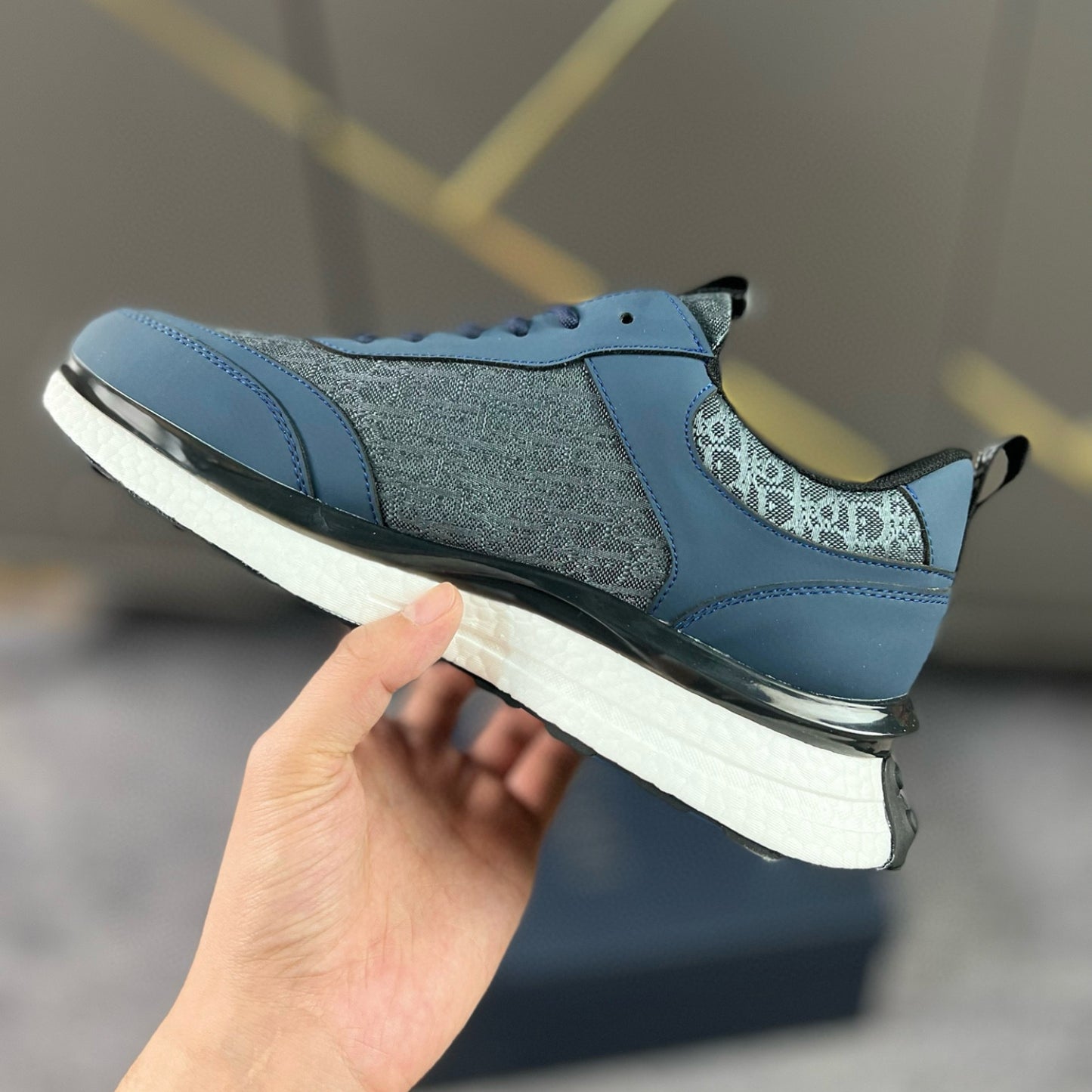 Tênis Dio Casual Azul com branco e Canvas