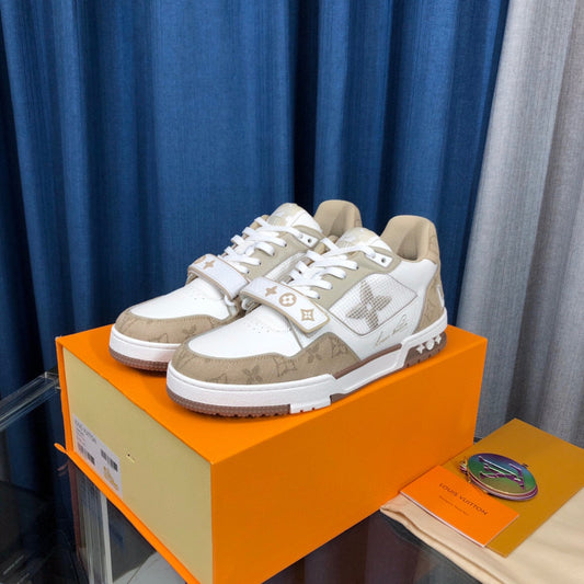 Tênis Lv Trainer Bege