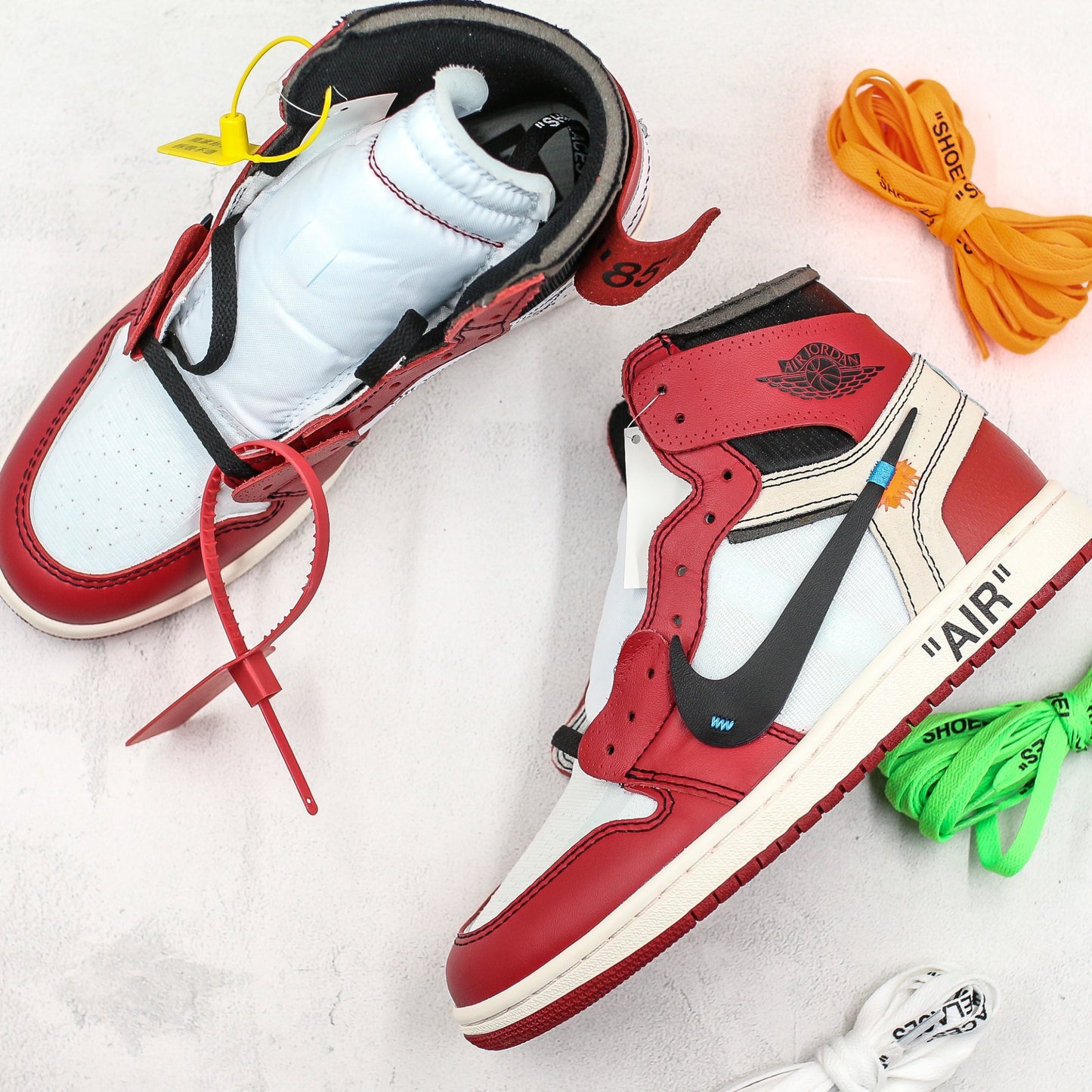 Tênis Off-Wh x AJ1 Chicago