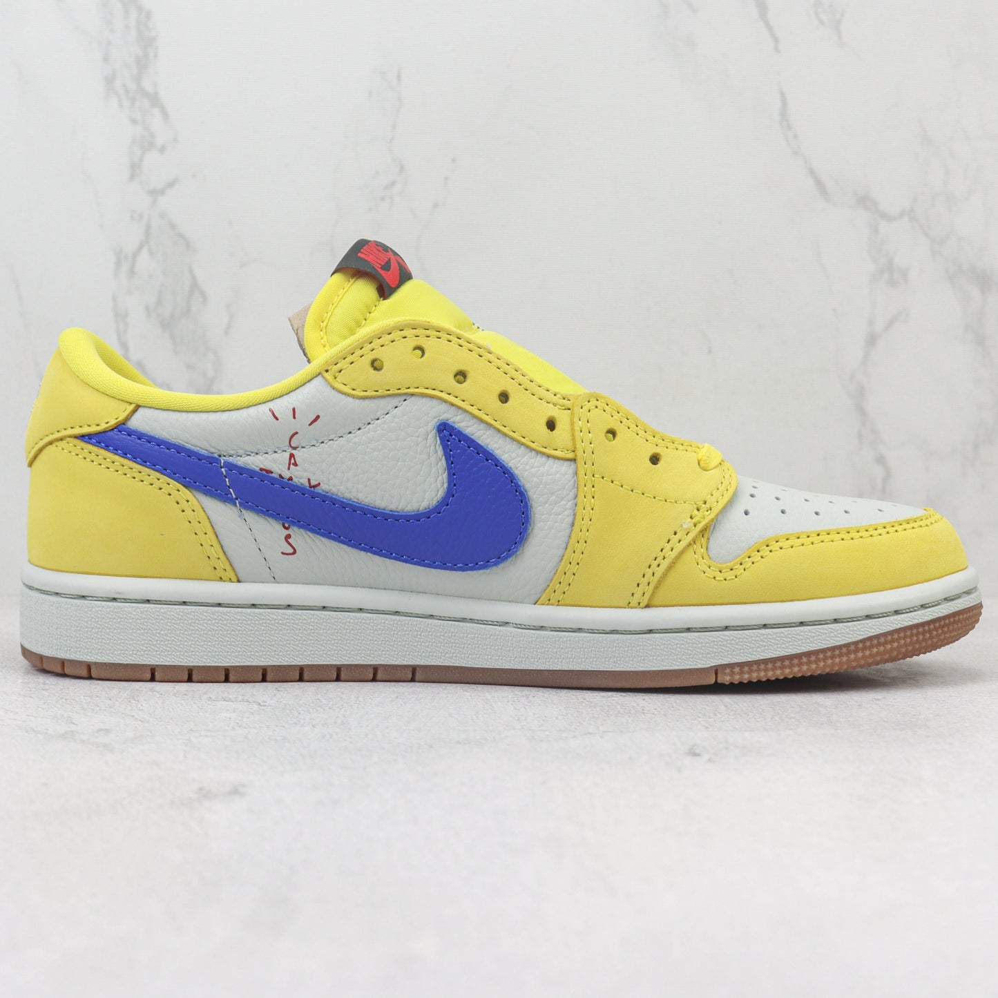 Tênis Travis Scott x AJ1 Low OG Canary