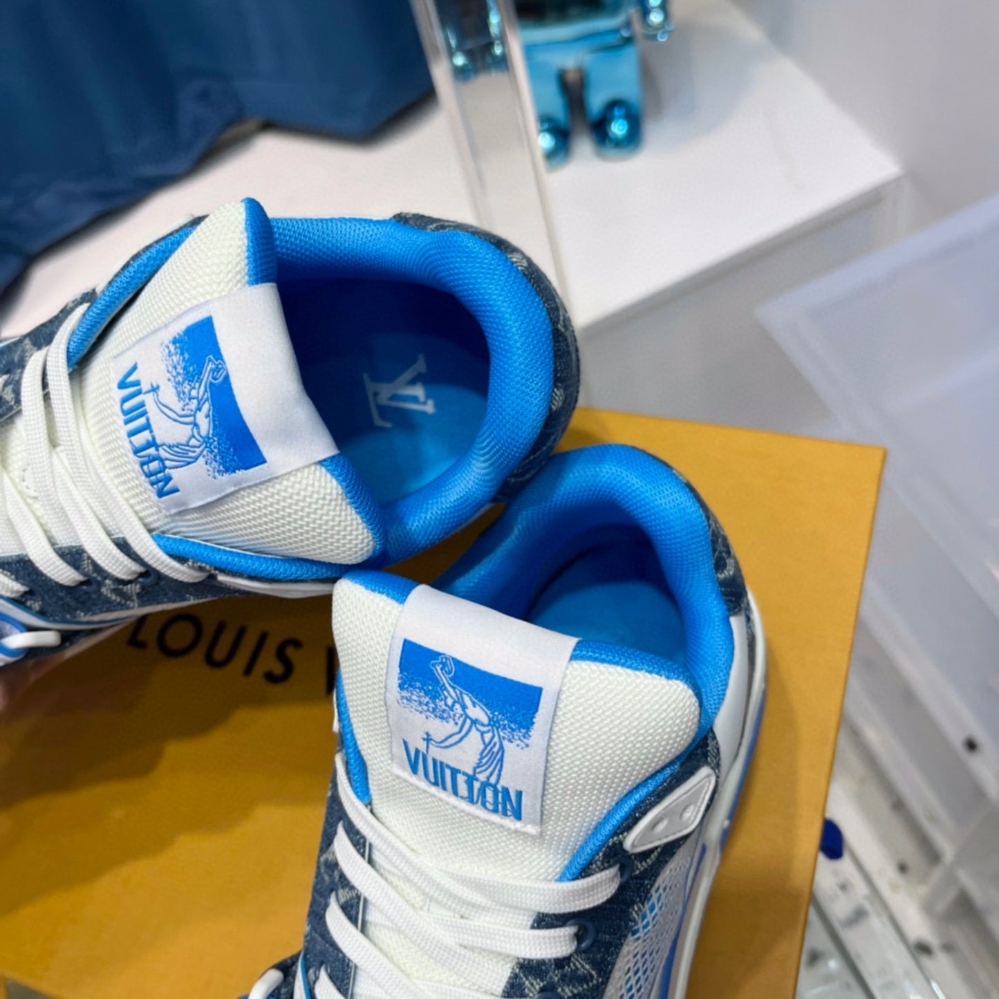 Tênis Lv Trainer Azul