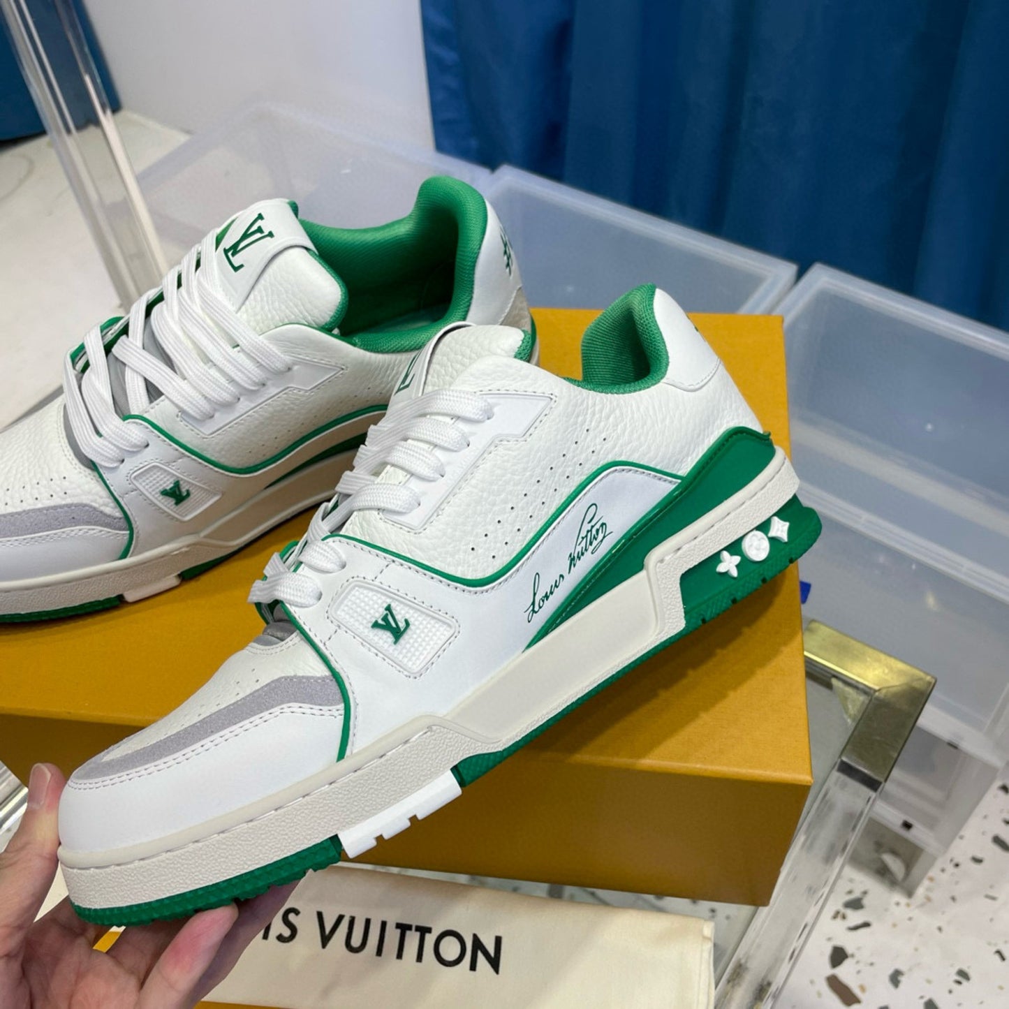 Tenis LV trainer #54 branco com Verde