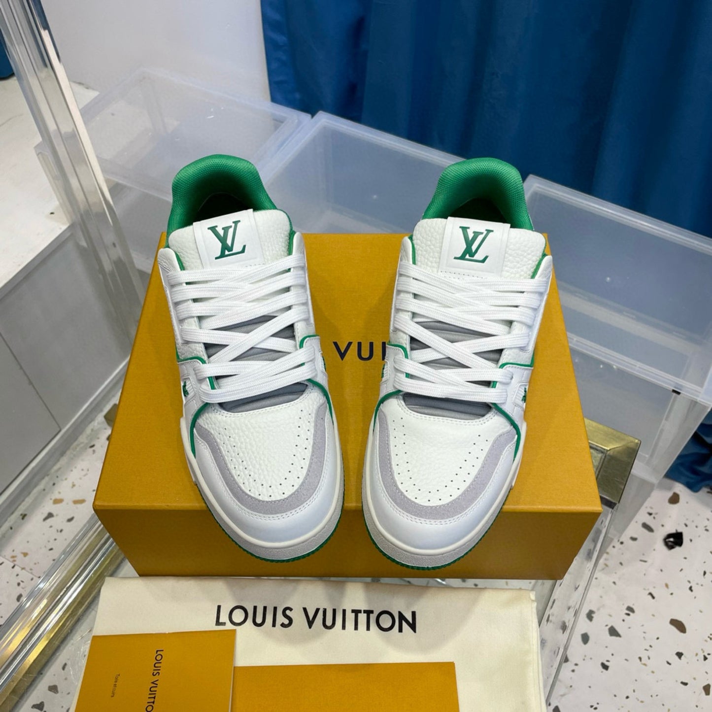 Tenis LV trainer #54 branco com Verde