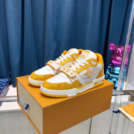 Tênis Lv Trainer Amarelo