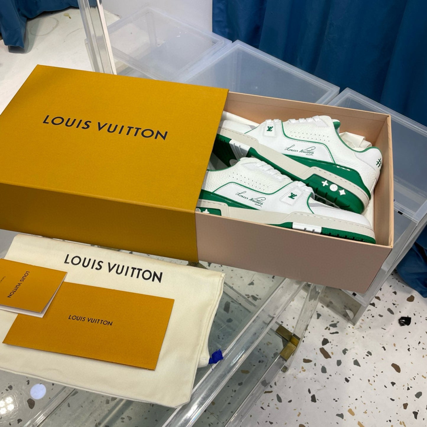 Tenis LV trainer #54 branco com Verde