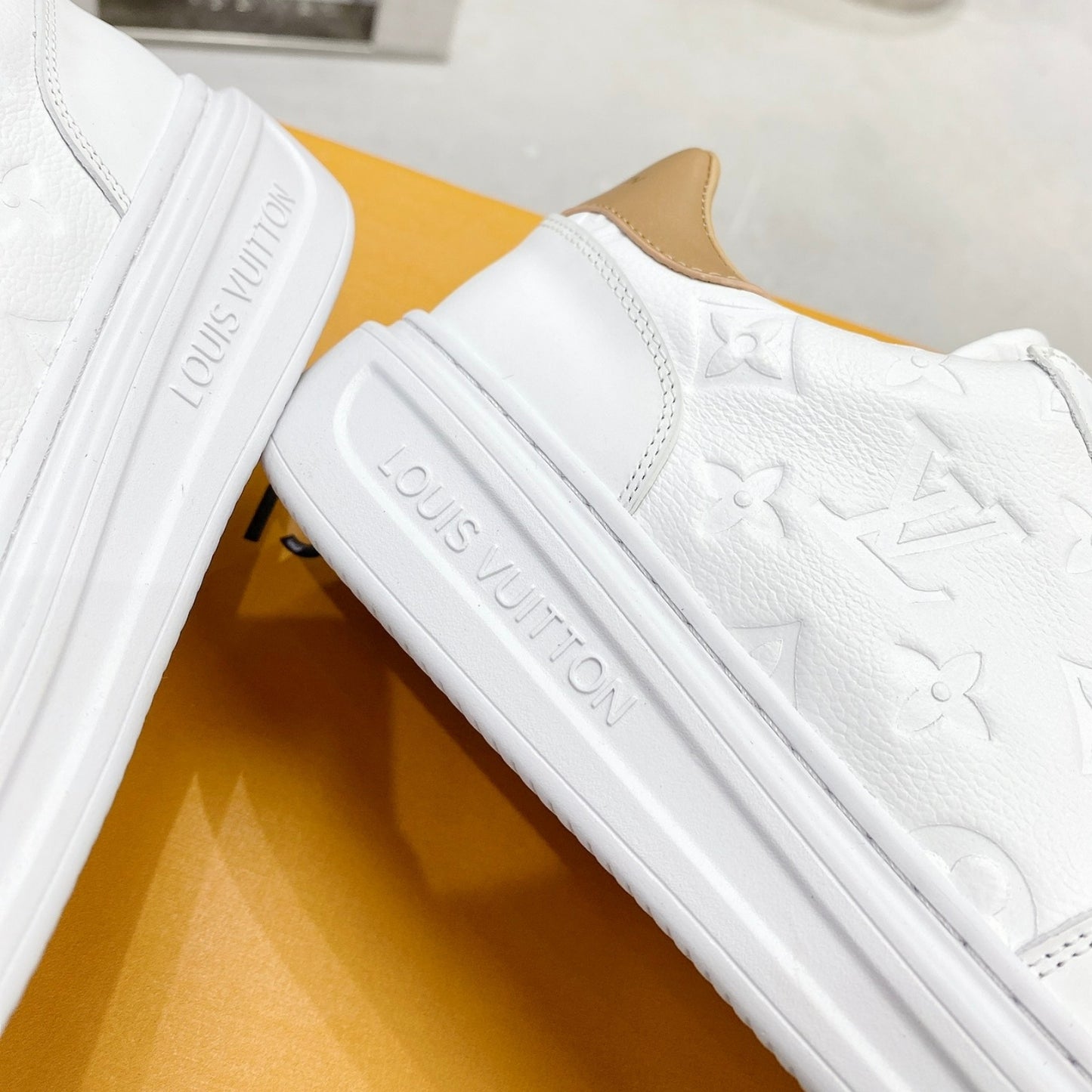 Tênis LV Beverly Hills Branco