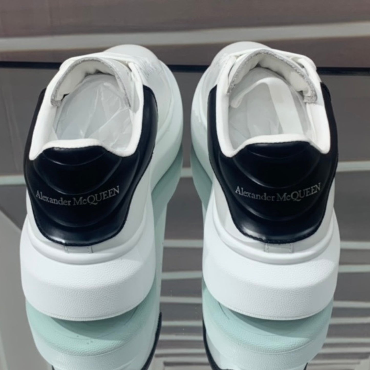 Tênis A Mcq Oversized Couro Branco #5