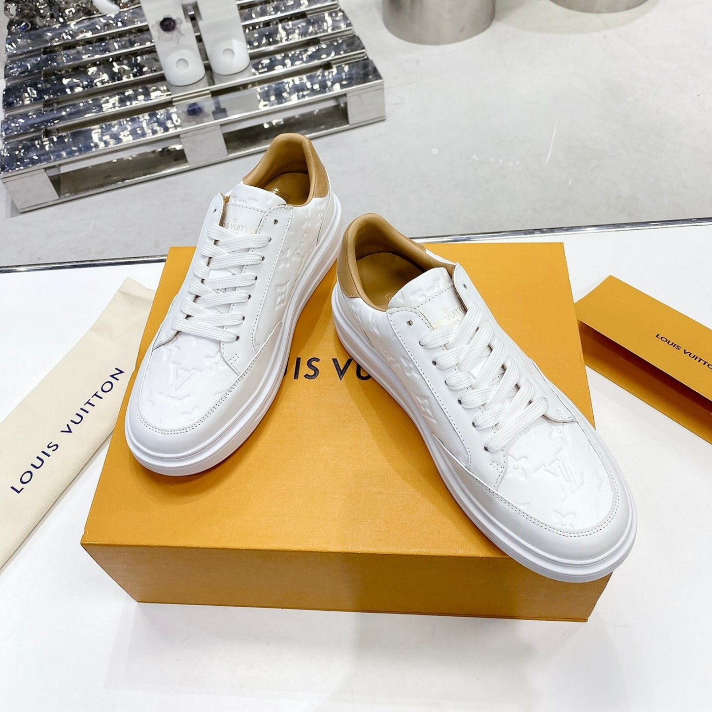 Tênis LV Beverly Hills Branco