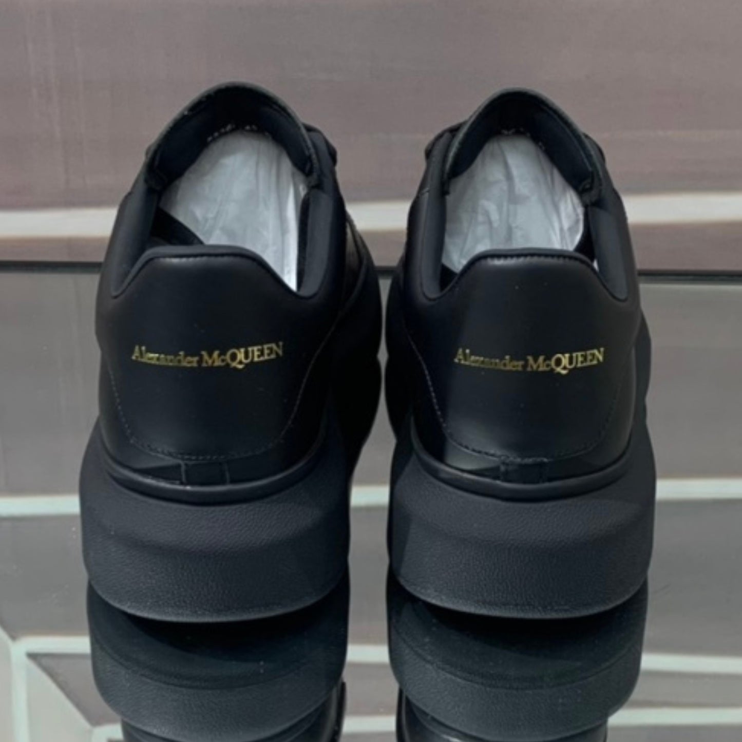 Tênis A Mcq Oversized Couro Preto #3